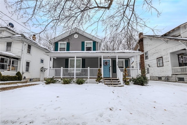 view of front of property featuring a porch