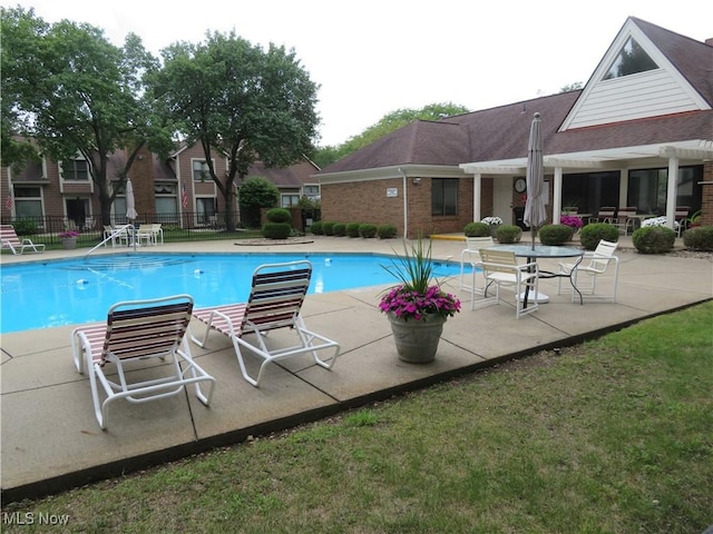 4539 Saint James Cir NW, Canton, OH 44708 - view of swimming pool with a patio and a pergola