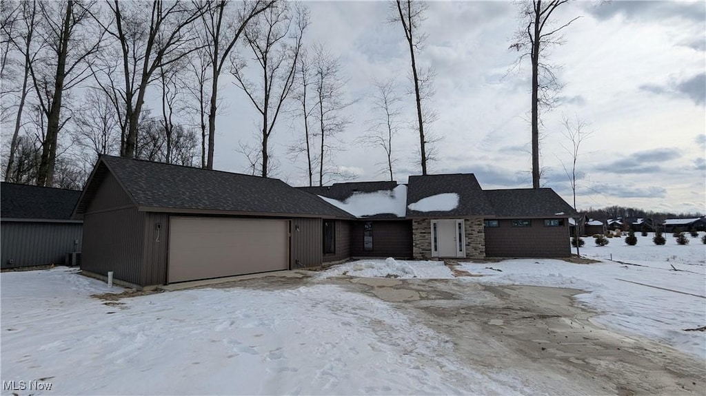 view of front of house with a garage