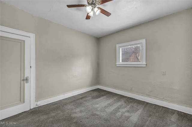 unfurnished room featuring carpet flooring and ceiling fan