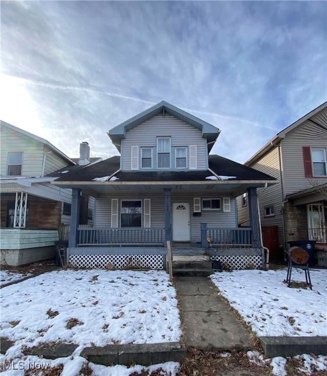 view of front of home with covered porch