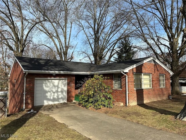 single story home featuring a garage