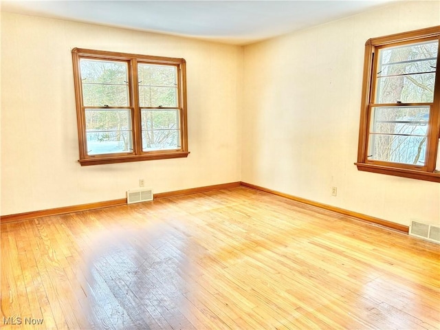 empty room featuring light hardwood / wood-style flooring