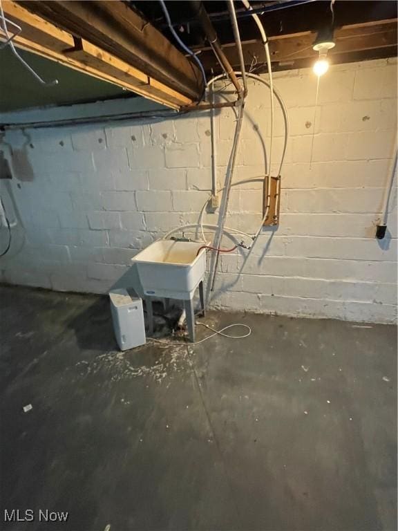 basement with sink