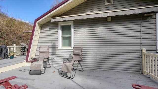 2250 Indian Camp Run Rd, New Concord, OH 43762 - view of deck