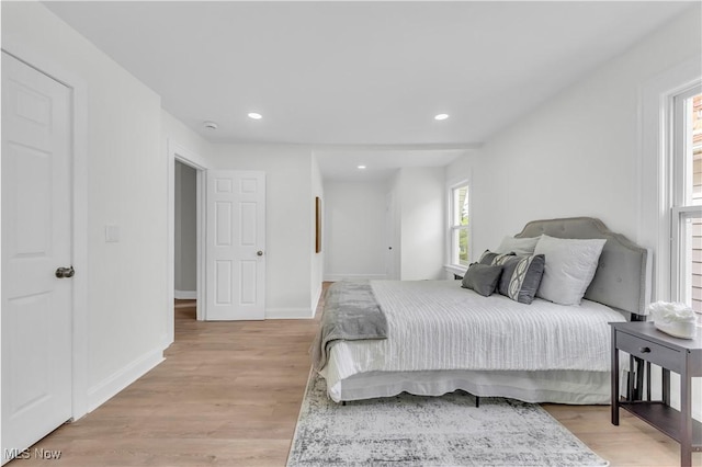 3295 Yorkshire Rd, Cleveland Heights, OH 44118 - bedroom with light wood-style floors and recessed lighting