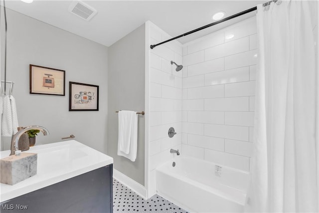 3295 Yorkshire Rd, Cleveland Heights, OH 44118 - full bath with shower / bath combination with curtain and vanity