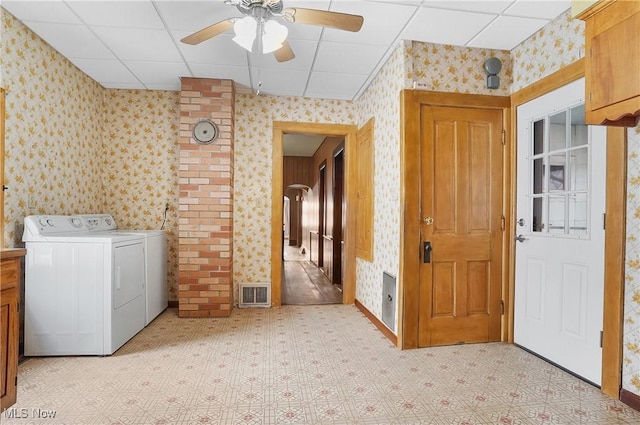 washroom featuring separate washer and dryer and ceiling fan