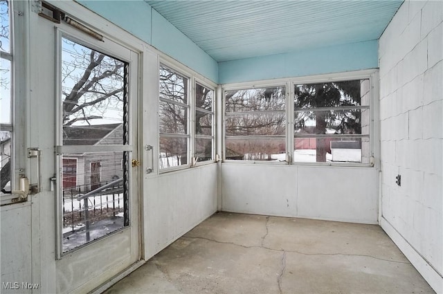 view of unfurnished sunroom