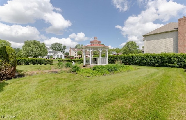5420 Cloisters Dr, Canfield, OH 44406 - view of grassy yard with a gazebo
