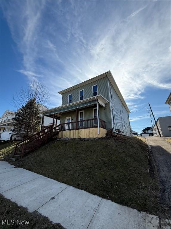 view of front of house with a porch