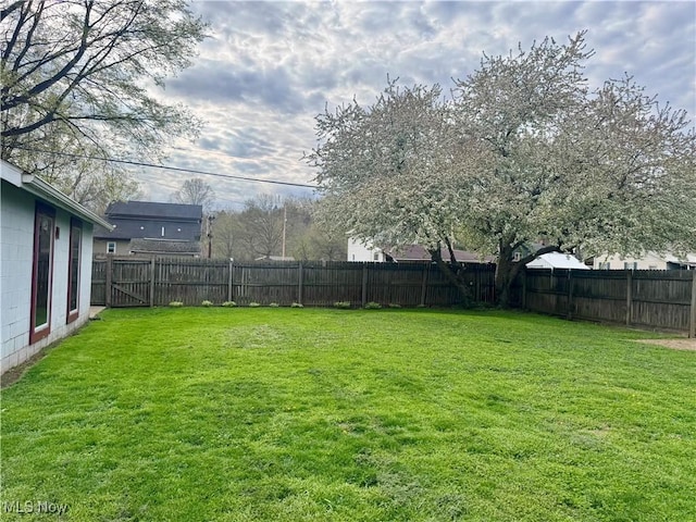 117 Franklin St, Marietta, OH 45750 - view of fenced backyard