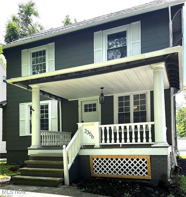 view of front of property with covered porch