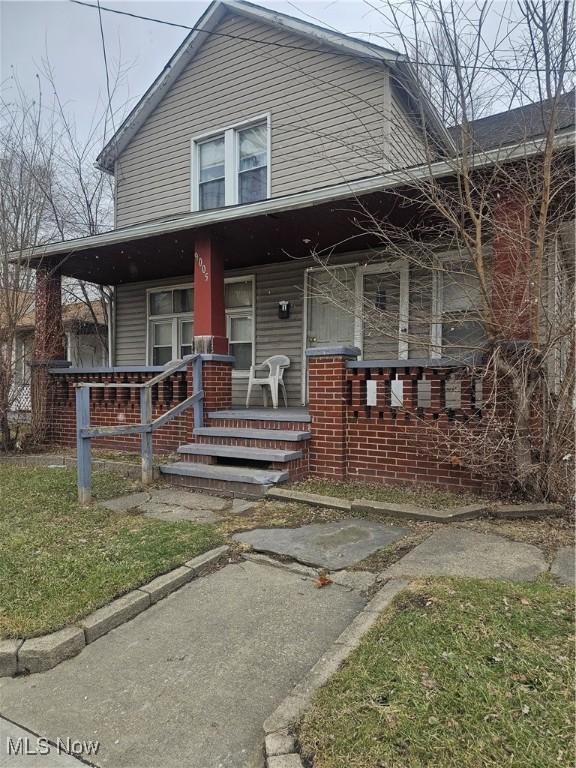 view of front of property with a porch