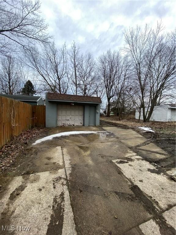 view of outdoor structure featuring a garage