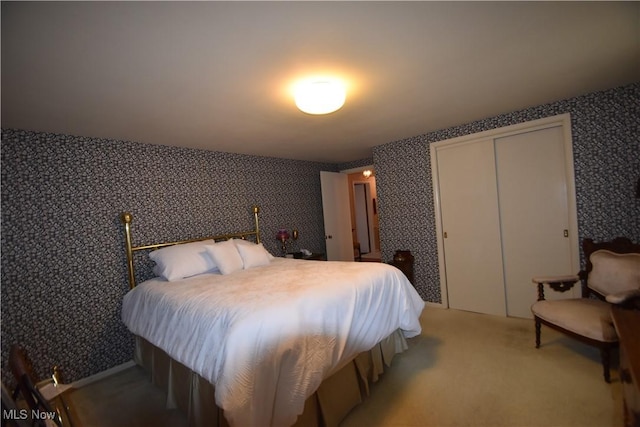 bedroom featuring carpet flooring