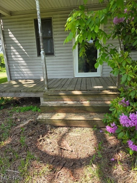 16270 Mayfield Rd, Huntsburg, OH 44046 - photo 2