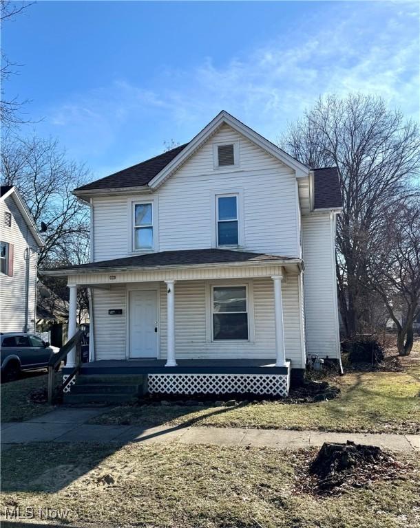 view of front of home featuring covered porch