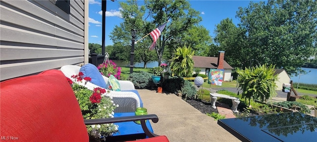 view of patio with an outdoor hangout area