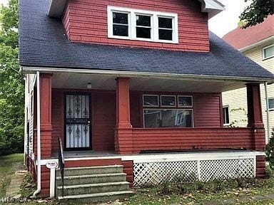 view of front of home featuring covered porch