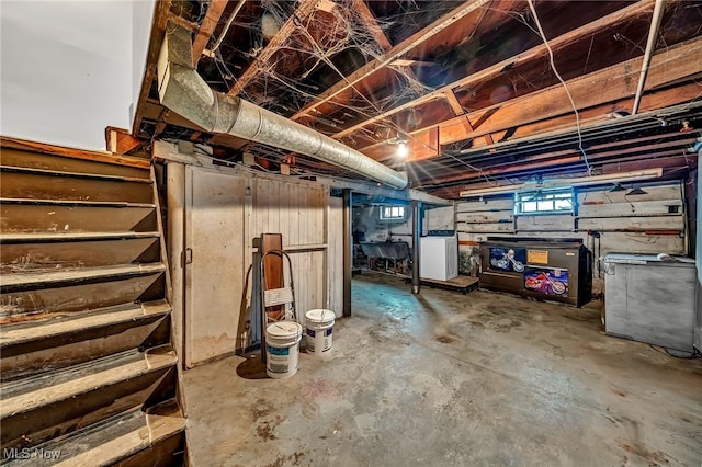 basement featuring washer / dryer