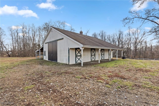 view of outbuilding