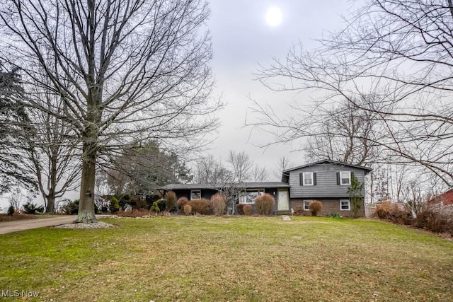 view of front of house with a front yard