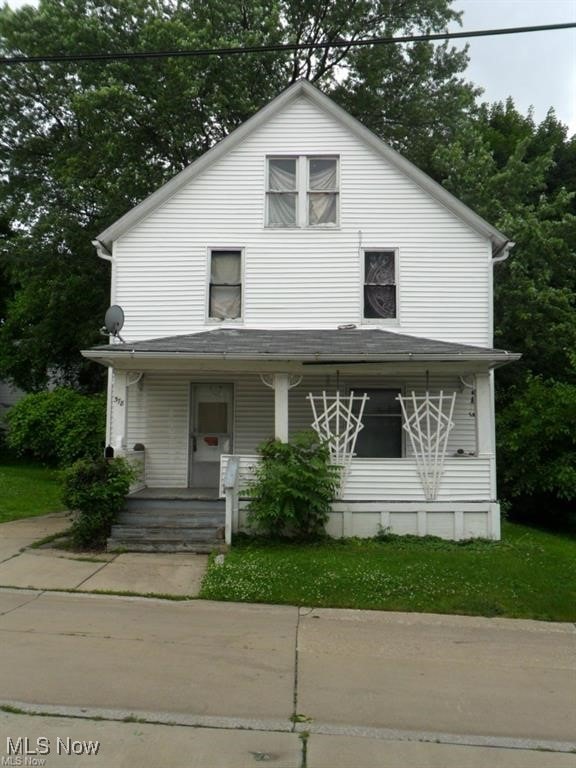 view of front of house with a porch