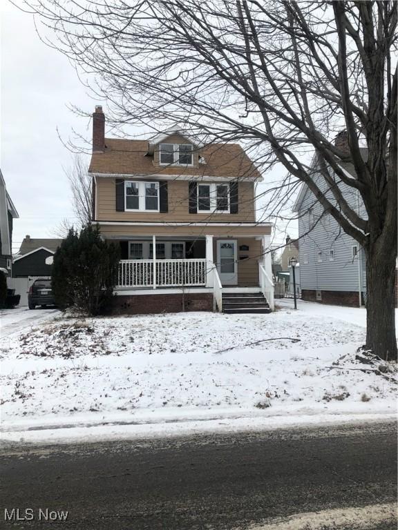 view of front property with covered porch