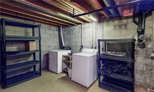 laundry room featuring washing machine and dryer