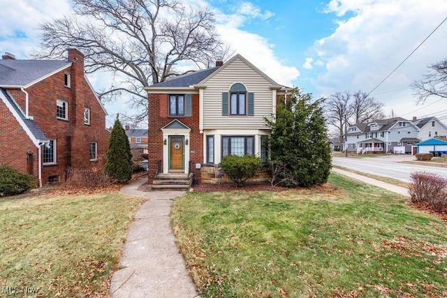 front of property featuring a front yard