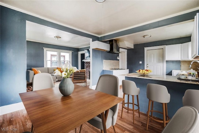 dining area featuring light hardwood / wood-style floors