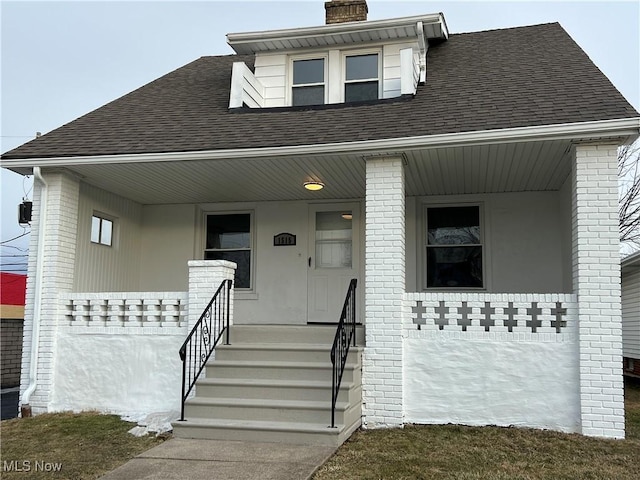 view of front of home featuring a porch