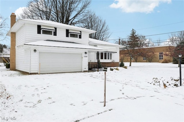 view of front of house featuring a garage