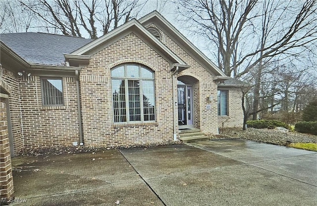 view of front of house featuring a patio