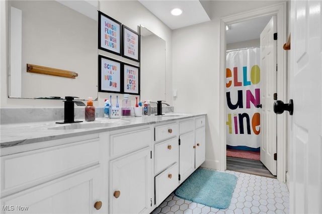 bathroom with vanity