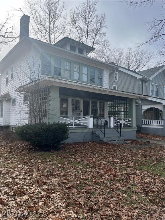 view of front facade with a porch