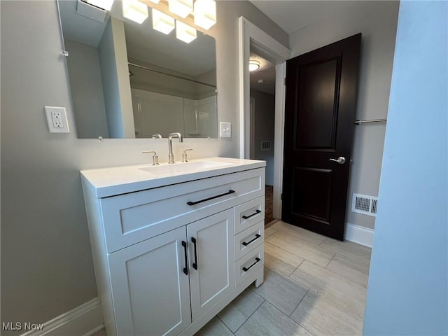 bathroom with vanity