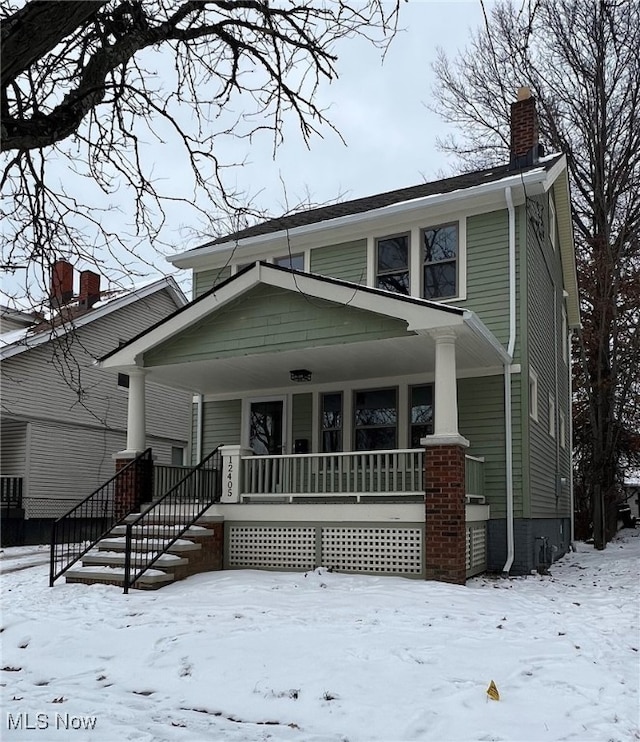 view of front facade with covered porch