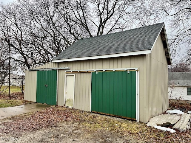 view of outdoor structure with a garage