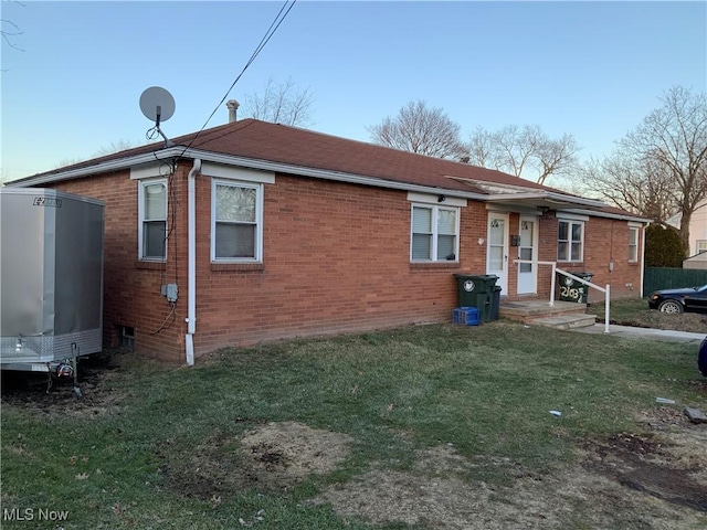 view of front of house with a front yard