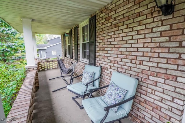 view of patio / terrace with covered porch