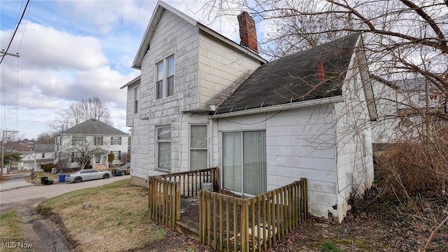 view of home's exterior