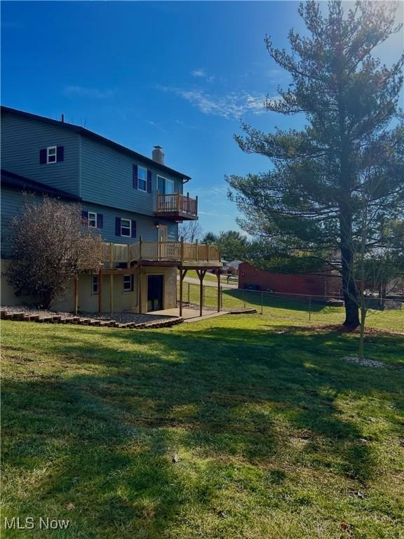 130 Rauch Dr, Marietta, OH 45750 - view of yard featuring a balcony