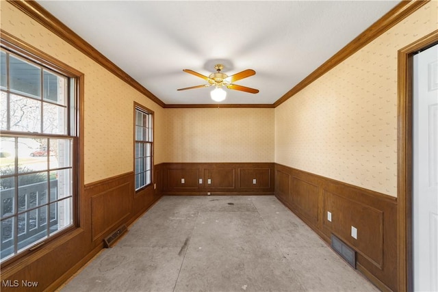 34210 Beacon Dr, Willoughby, OH 44094 - unfurnished room with crown molding and ceiling fan