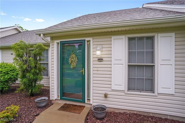 9278 Woodworth Rd Unit 1801, North Lima, OH 44452 - property entrance with roof with shingles