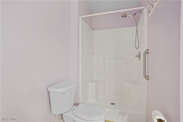 9278 Woodworth Rd Unit 1801, North Lima, OH 44452 - bathroom featuring a shower and toilet