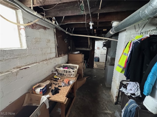 basement featuring washer / clothes dryer