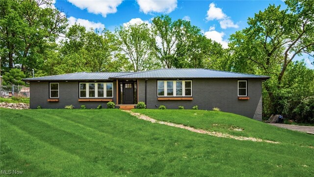 1222 Edwards Ln, Zanesville, OH 43701 - photo 1