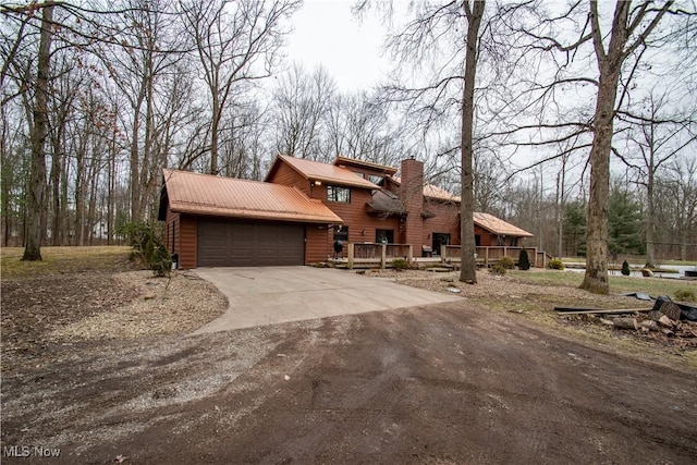 view of front of home featuring a garage